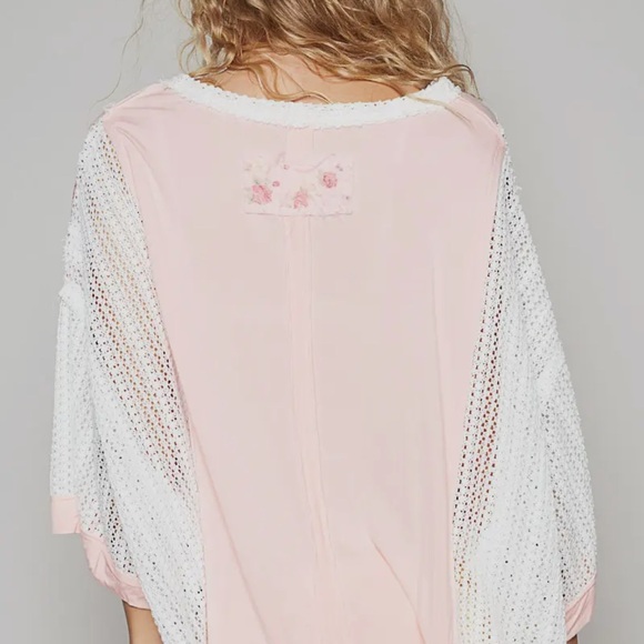 NWT POL Quarter Sleeve Floral Print Crochet
Contast Knit Top - Picture 4 of 4